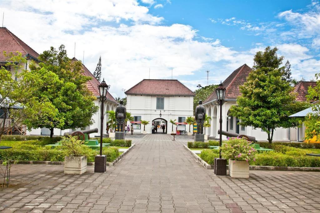 Oyo 3267 Omah Suryo Hotel Yogyakarta Luaran gambar