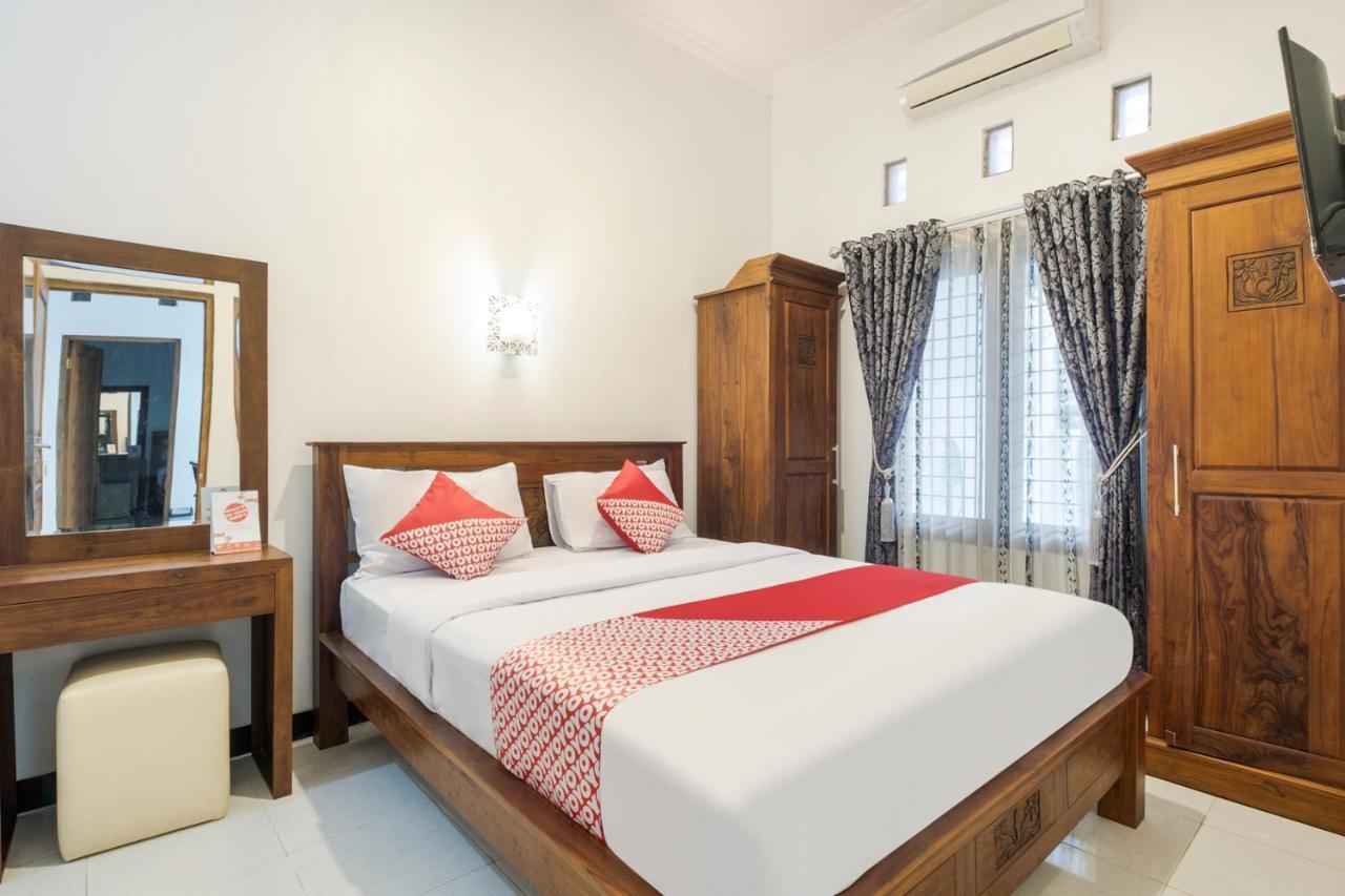 Oyo 3267 Omah Suryo Hotel Yogyakarta Luaran gambar