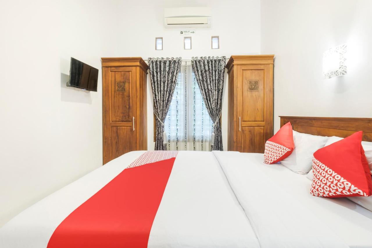 Oyo 3267 Omah Suryo Hotel Yogyakarta Luaran gambar