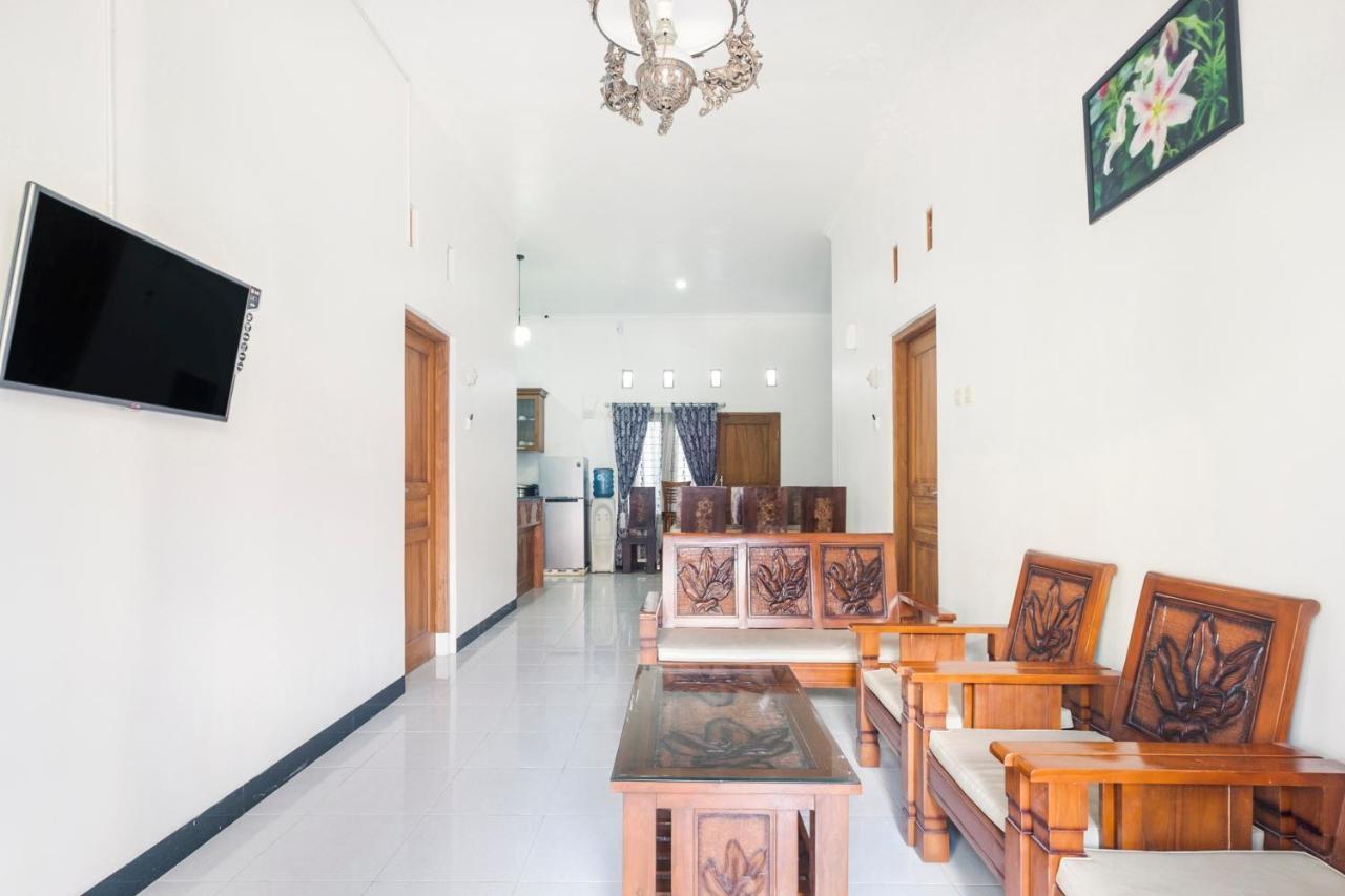 Oyo 3267 Omah Suryo Hotel Yogyakarta Luaran gambar